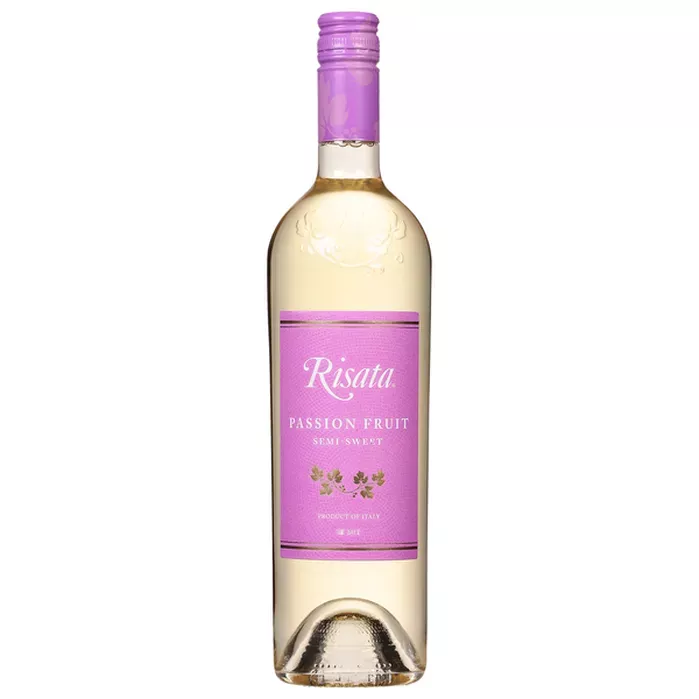 Risata Passion Fruit Semi Sweet 750ml